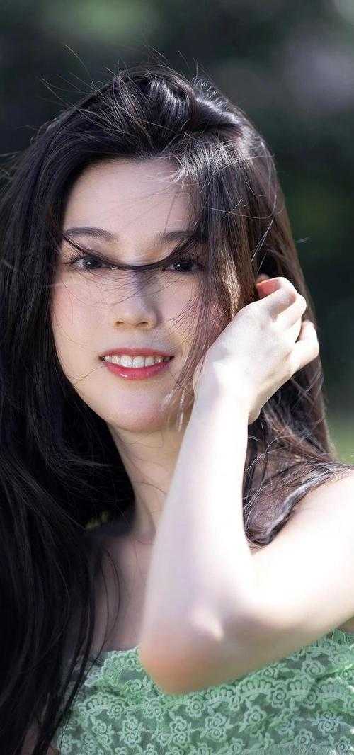 最新章节开局人皇境，我被反派养成神楚询萧容鱼_开局人皇境，我被反派养成神楚询萧容鱼已完结是什么