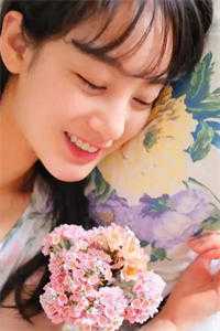 带我过年见家长，却和初恋抵死缠绵主角