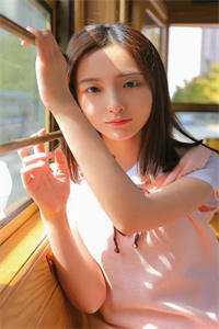 人在军训，校花送礼让我成了全校公敌秦御虞楠笙全章节阅读听书全文免费大结局阅读